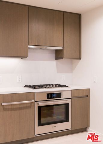 889 Francisco Street 1511, Los Angeles, CA 90017