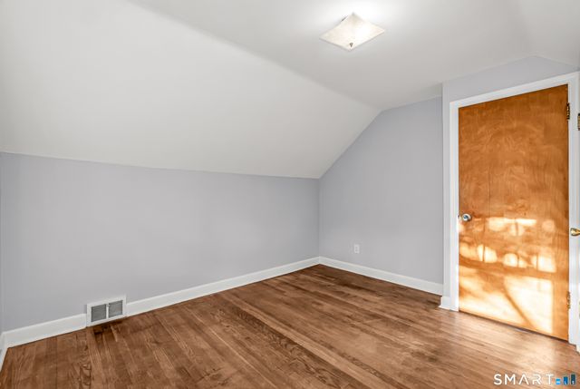 339 Goldenrod Avenue, Bridgeport, CT 06606