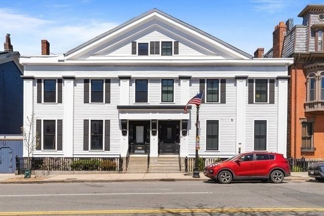 512 East Broadway, Boston, MA 02127