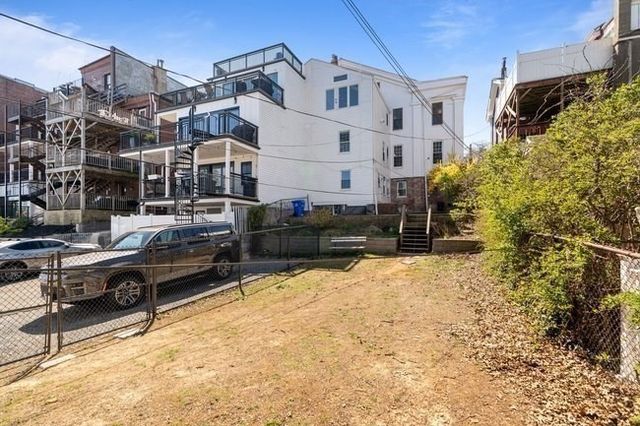 512 East Broadway, Boston, MA 02127