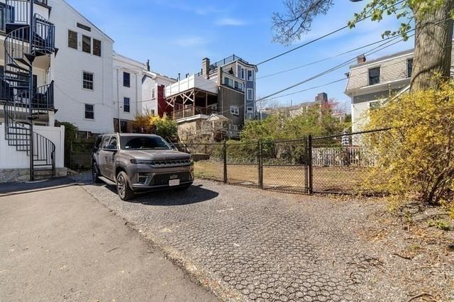 512 East Broadway, Boston, MA 02127