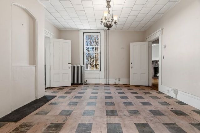 512 East Broadway, Boston, MA 02127