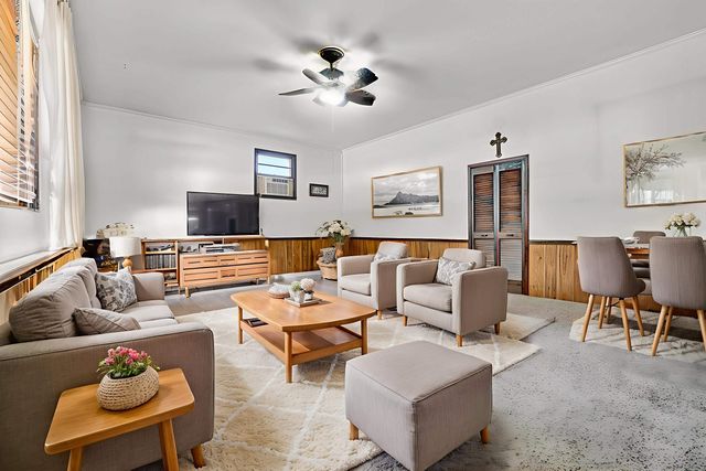 1605 E Durst Avenue, Greenwood, SC 29649