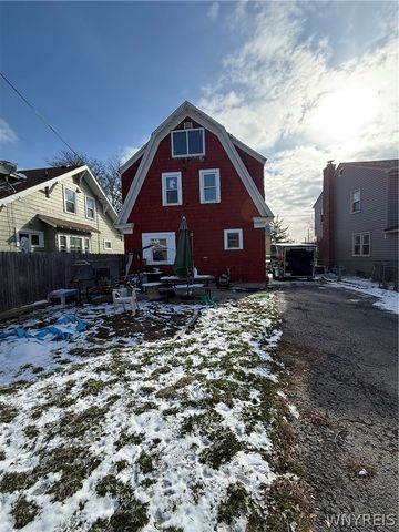 4006 Deveaux Street, Niagara Falls, NY 14305