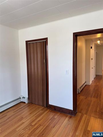 135 Home Avenue 1st Floor, Rutherford, NJ 07070