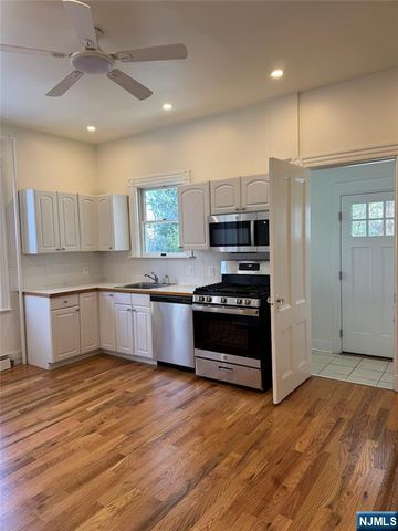 135 Home Avenue 1st Floor, Rutherford, NJ 07070