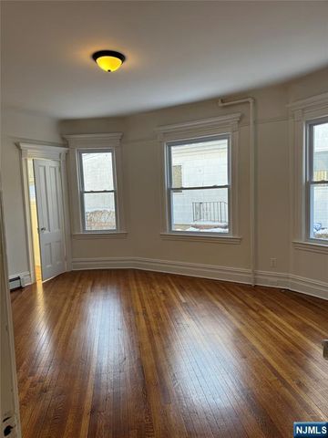 135 Home Avenue 1st Floor, Rutherford, NJ 07070