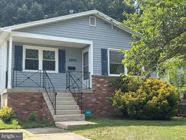 8802 34TH AVE, College Park, MD 20740