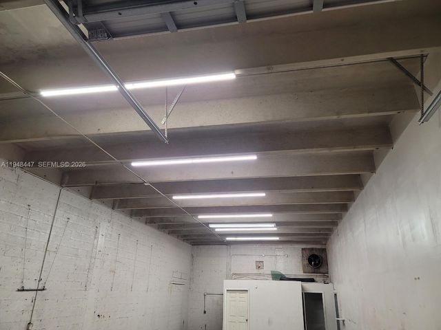 5629 Dawson St, Hollywood, FL 33023