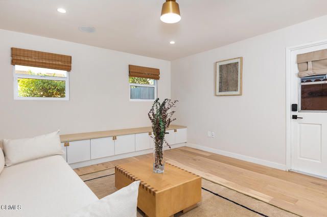 987 Bell Street, Pasadena, CA 91104