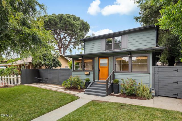 987 Bell Street, Pasadena, CA 91104