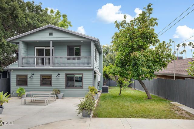 987 Bell Street, Pasadena, CA 91104