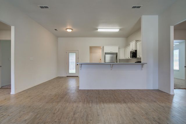 2102 17th Street, Lubbock, TX 79401