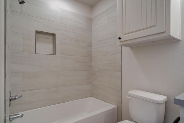 2102 17th Street, Lubbock, TX 79401