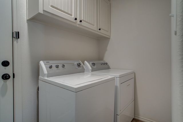 2102 17th Street, Lubbock, TX 79401