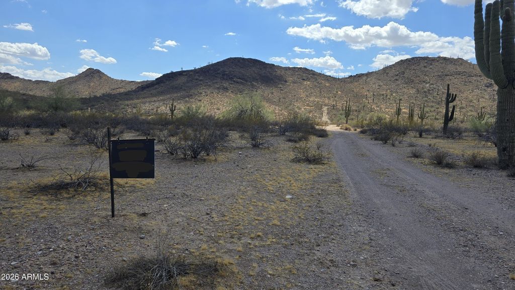 311XX W Cloud Road -, Wittmann, AZ 85361 — exterior