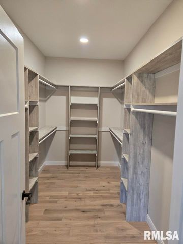 11227 N STONE CREEK Drive, Dunlap, IL 61525