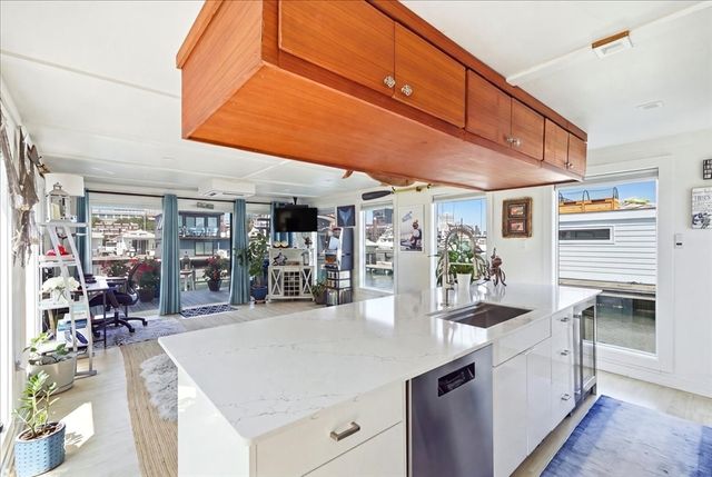 1 Pier 8 13th St B28, Boston, MA 02129