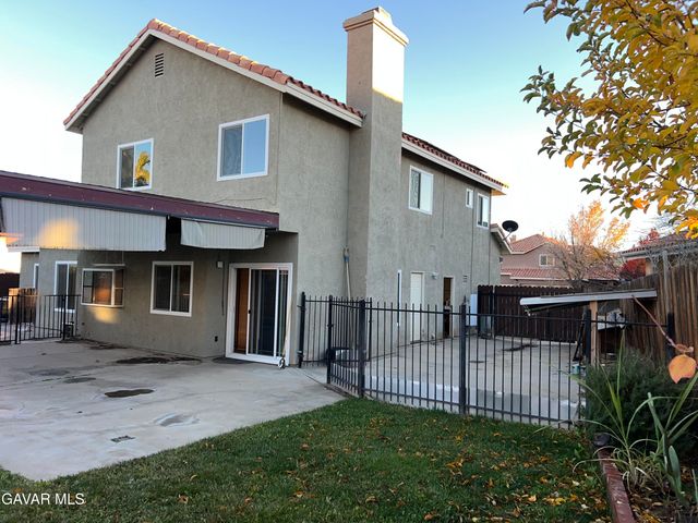 359 W Pagosa Court, Palmdale, CA 93551