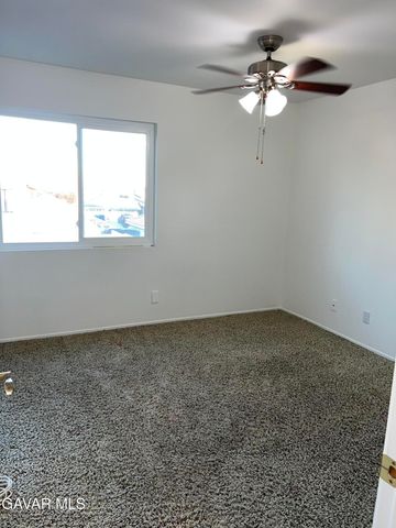 359 W Pagosa Court, Palmdale, CA 93551