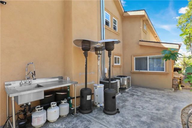 370 S Yorkshire, Anaheim, CA 92808