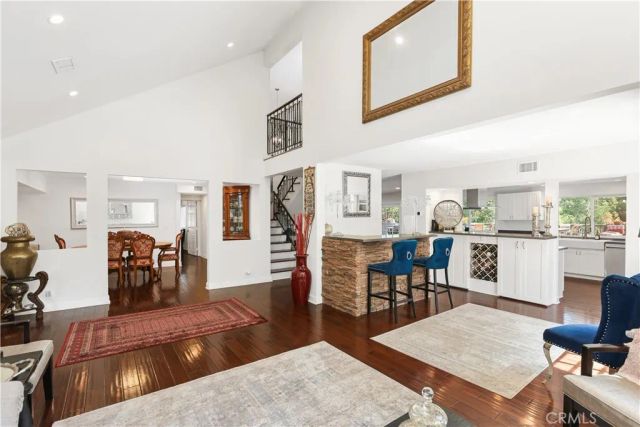 370 S Yorkshire, Anaheim, CA 92808