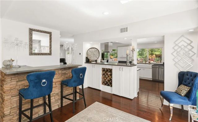 370 S Yorkshire, Anaheim, CA 92808