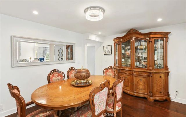 370 S Yorkshire, Anaheim, CA 92808