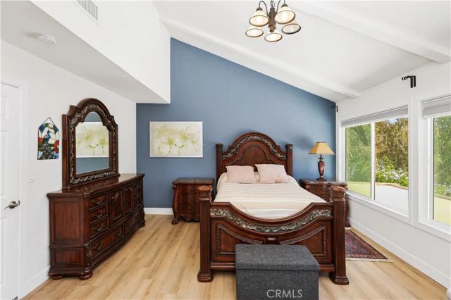 370 S Yorkshire, Anaheim, CA 92808