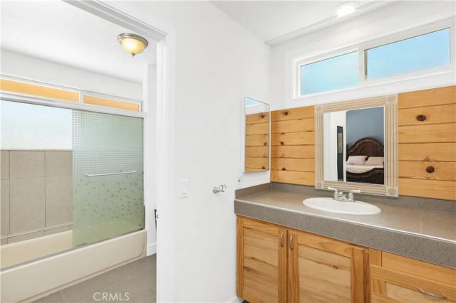 370 S Yorkshire, Anaheim, CA 92808