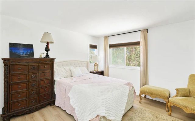 370 S Yorkshire, Anaheim, CA 92808