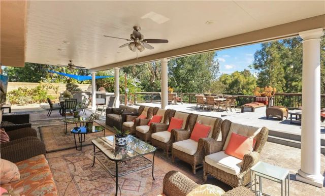 370 S Yorkshire, Anaheim, CA 92808