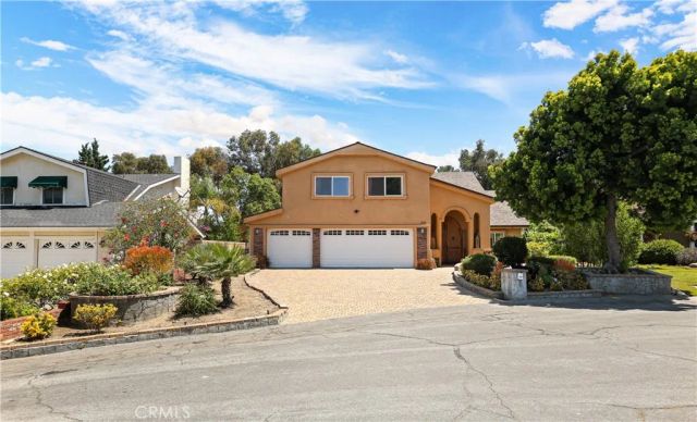 370 S Yorkshire, Anaheim, CA 92808