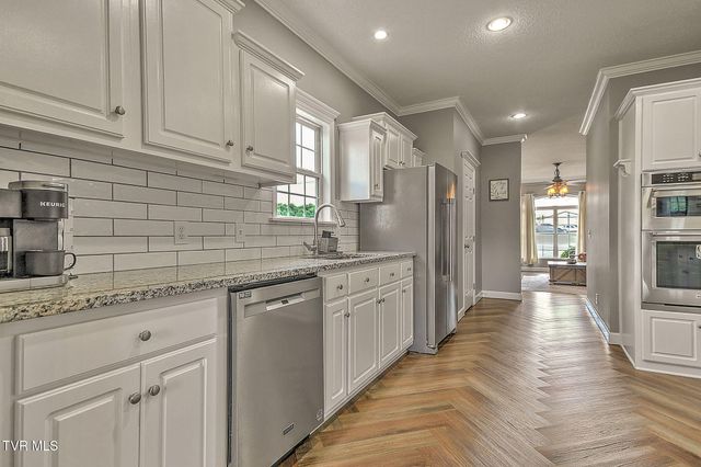 15519 Lee Highway, Bristol, VA 24202