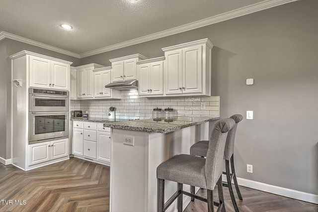 15519 Lee Highway, Bristol, VA 24202