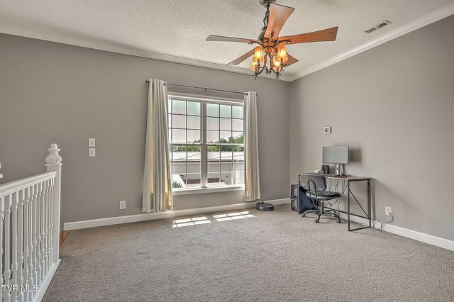 15519 Lee Highway, Bristol, VA 24202