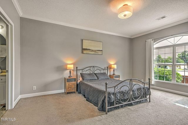15519 Lee Highway, Bristol, VA 24202