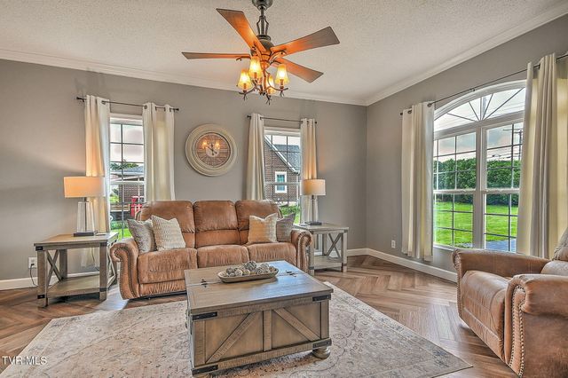 15519 Lee Highway, Bristol, VA 24202