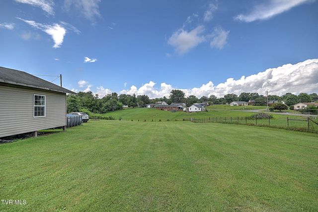 15519 Lee Highway, Bristol, VA 24202
