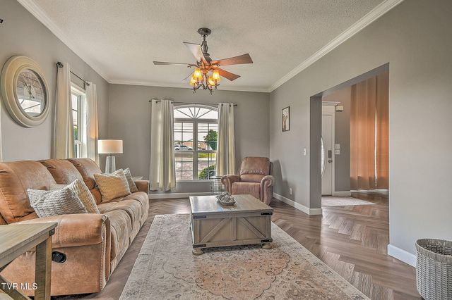 15519 Lee Highway, Bristol, VA 24202
