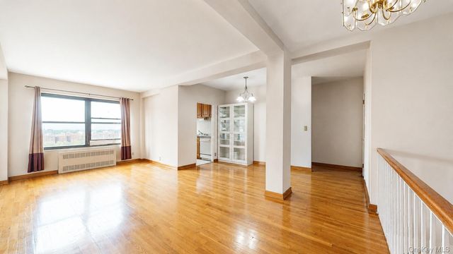 99-05 63rd Dr 7K, Rego Park, NY 11374