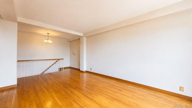 99-05 63rd Dr 7K, Rego Park, NY 11374