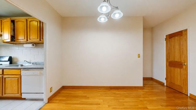 99-05 63rd Dr 7K, Rego Park, NY 11374