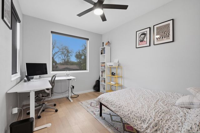 2107 Schley Ave, San Antonio, TX 78210