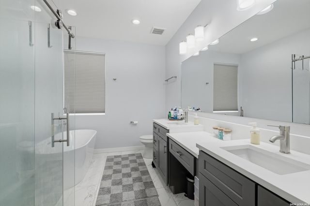 2107 Schley Ave, San Antonio, TX 78210