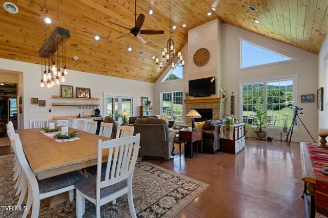 1871 Goodman Loop, Bulls Gap, TN 37711