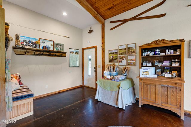 1871 Goodman Loop, Bulls Gap, TN 37711