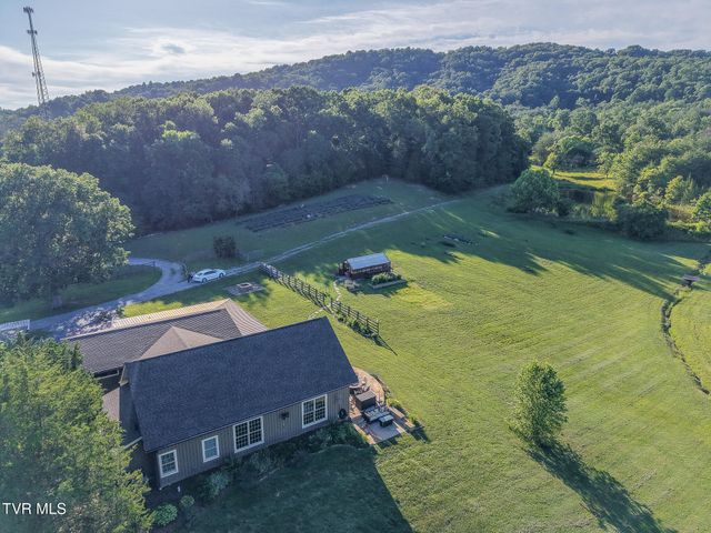 1871 Goodman Loop, Bulls Gap, TN 37711