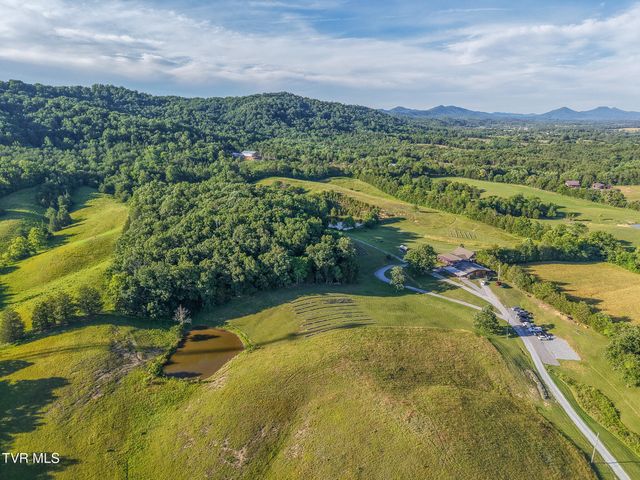 1871 Goodman Loop, Bulls Gap, TN 37711