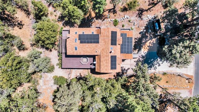 1700 Zion Way, Pine Mountain Club, CA 93222